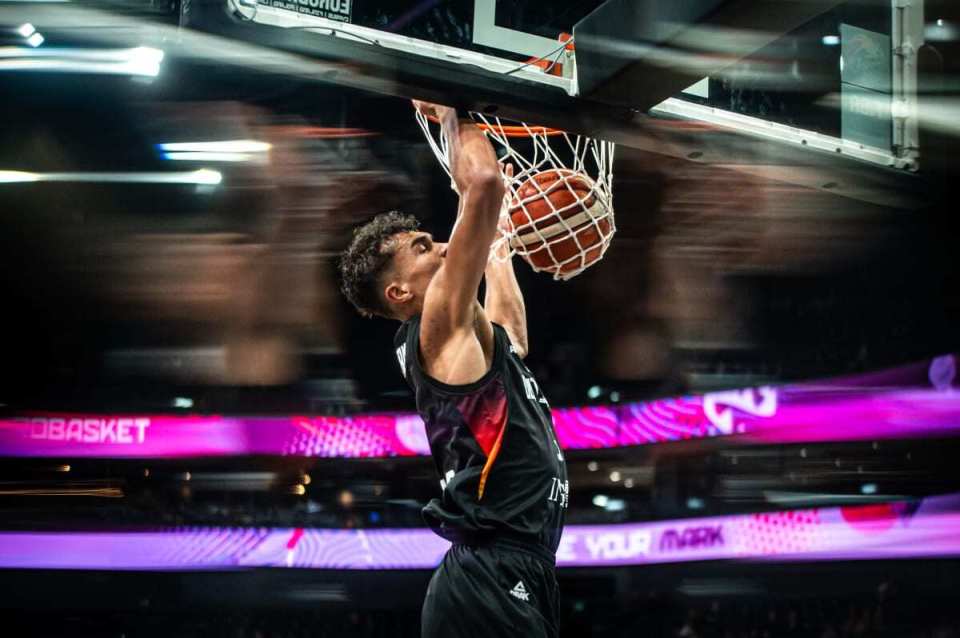 他也是逐渐, 以达 他也是逐渐, 以达