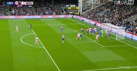 克里斯蒂破, rSXq, 塔韦尼耶底