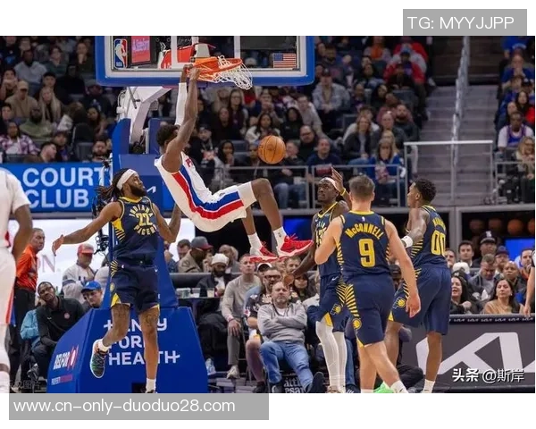 2004年11月20日步行者与活塞的激烈对决回顾与精彩瞬间分析